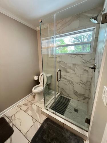 Atlanta Unit 2 Weekend Getaway Private Bedroom 2 With Private Bathroom