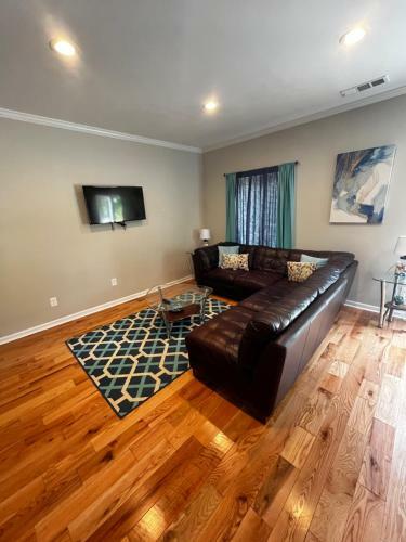 Quiet Unit 2 Atlanta Beautiful Private Bedroom 1 Private Bathroom
