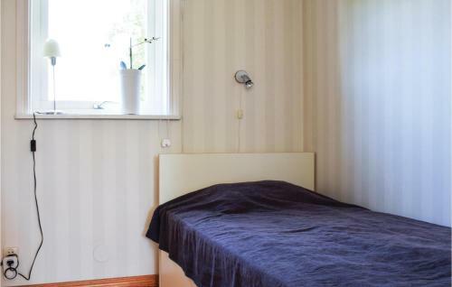 Amazing Home In K�pingsvik W/ 3 Bedrooms