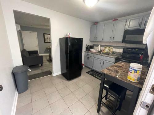 Apartamento Cozy State Arsenal, Kitchen And Laundry Included
