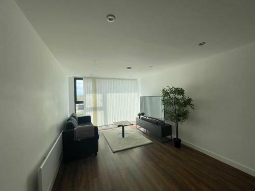 Luxury 2-bed Apartment In Manchester With Parking