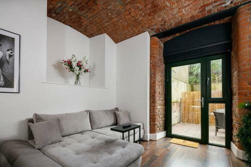 Manchester Warehouse Apartment By Jacksonheim Residences