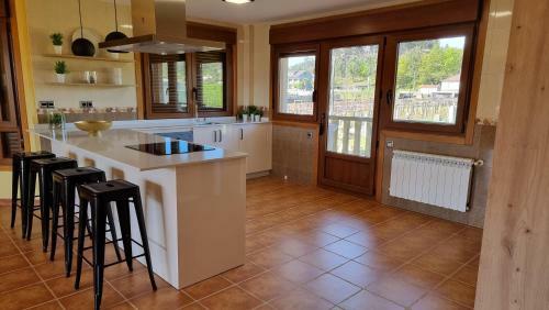 Great House With Pool Near Santiago De Compostela