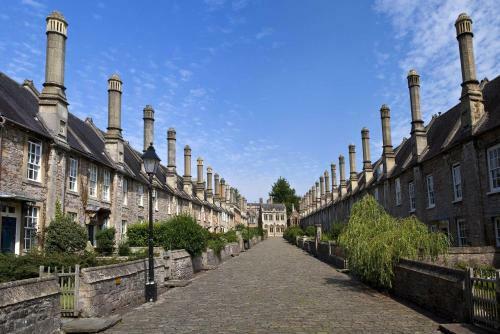 Stylish Ground Floor Conversion Near Bath And Priston With Outstanding Views