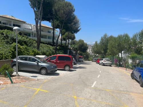 Quiet 2 Bedroom Apartment-sleeps Up To 6