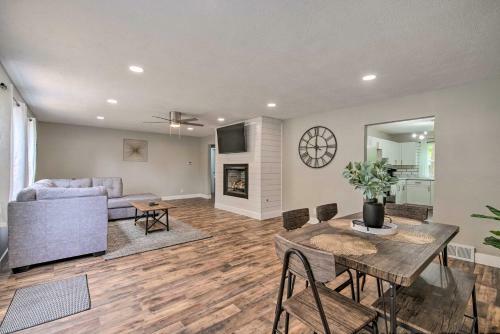 Modern Springfield Home Near Parks And Museums