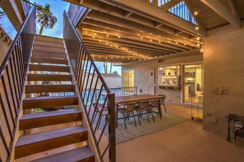 Desert Oasis Las Vegas - Pool, 5 Bedrooms, 9 Beds