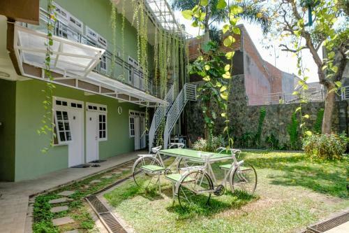 Hostal Griya Shanta Guest House