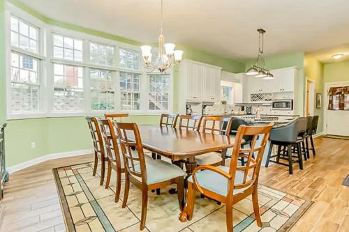 Lakefront Colonial