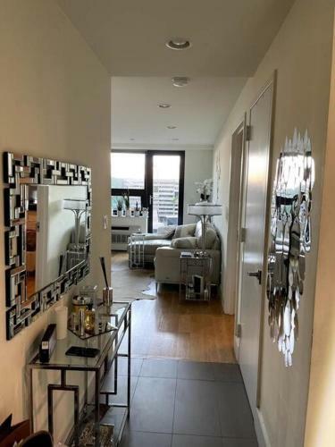 Beautiful 1br Apartment With Huge Terrace