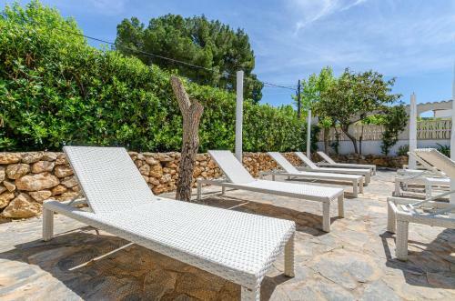 Yourhouse La Cabanya 6 Apartamentos De Playa With Shared Pool