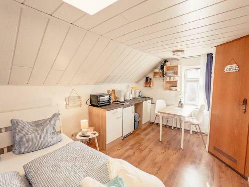 Apartamento Maritime Wohnung F�r 2 Mit Pool Und Terrasse - H4