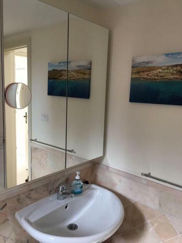 Apartamento Villa In Front Of Swimming Pool
