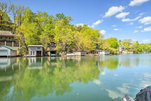 Charming Waterfront Cottage With Porch And Grill!