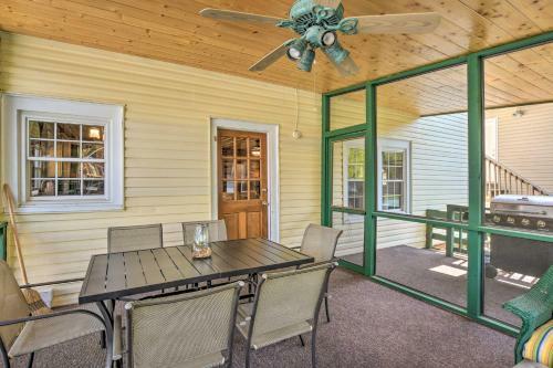 Charming Waterfront Cottage With Porch And Grill!