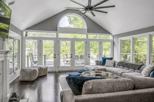 The Above Peaceful Cove Nashville