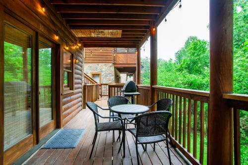 Big Bear Cabin Hot Tub Community Amenities