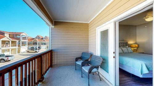Villa Bc403 Fabulous Townhome With Beach Decor, Shared Heated Pool, Garage Access