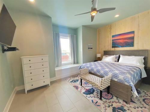 Sea Of Tranquility Townhouse