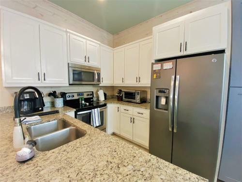 Sea Of Tranquility Townhouse