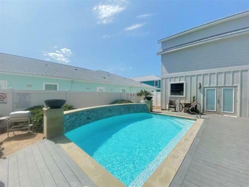 Sea Of Tranquility Townhouse