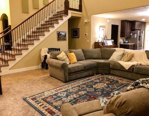 Stonehaven Gem, Cute Large Home Close Slc &canyons