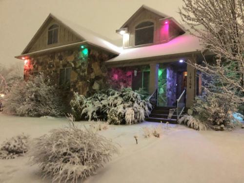 Stonehaven Gem, Cute Large Home Close Slc &canyons