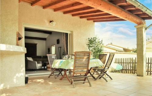 Beautiful Home In Mont�limar With 3 Bedrooms