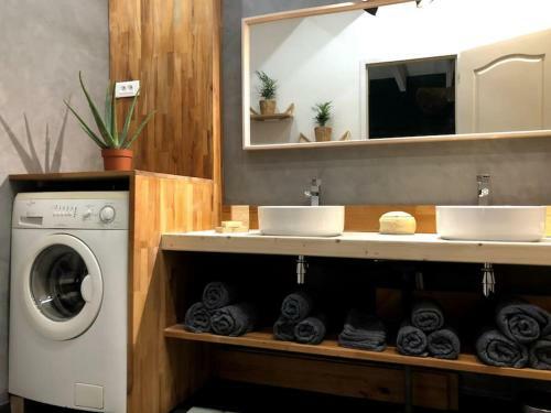 Charmant Gite Ind�pendant, Entour� De Nature.