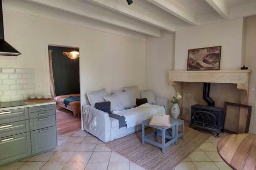 Charmant Gite Ind�pendant, Entour� De Nature.