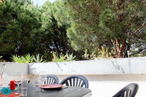 Apartamento Paisible 2 Pi�ces & Terrasse � 2 Pas De La Plage !