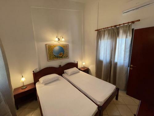 Hostal Galazia Akti Seaside Apartments