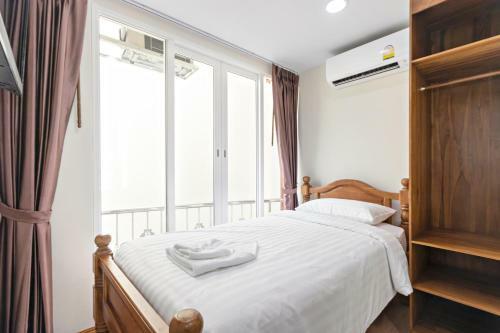 Hostal Royale 8 Ville Guest House