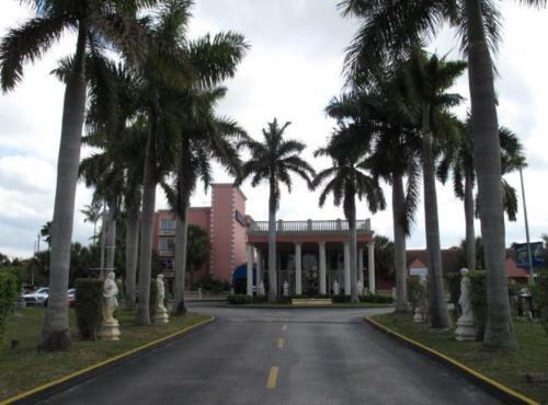 Hotel Miami Gardens Inn & Suites