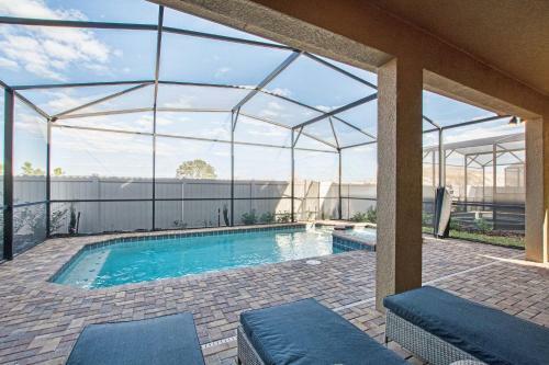 Windsor At Westside-7 Bedrooms House W/pool-3712ww