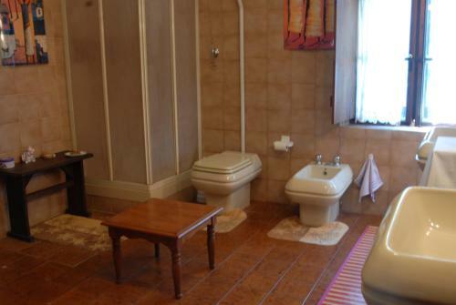 B&b23