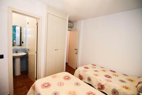 Hostal Marlop�s Rooms