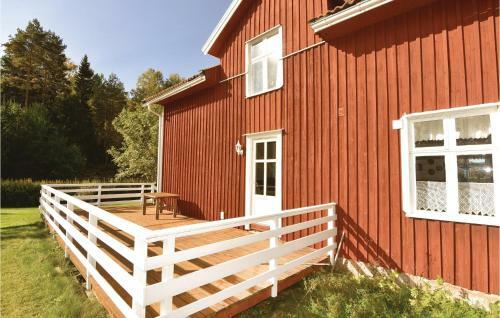 Four-bedroom Holiday Home In Arjang