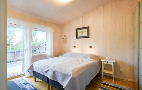 Awesome Home In �sensbruk With 2 Bedrooms