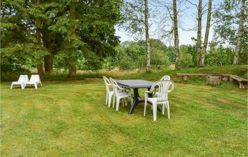 Amazing Home In Billinge With 2 Bedrooms