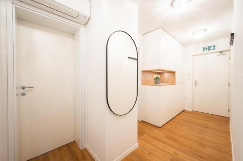 Apartment 396