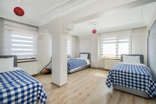 Altiparmak Central 4 Bedroom Apartment