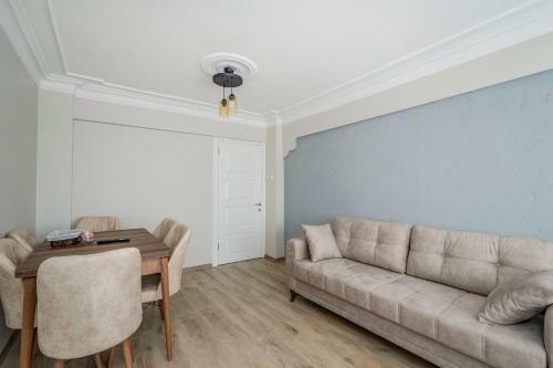 Altiparmak Central 4 Bedroom Apartment