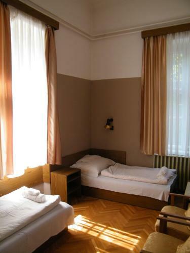 Hostal Kiss Villa