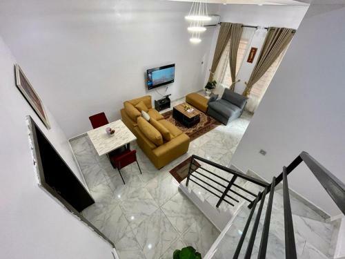 Chrystee Apartment