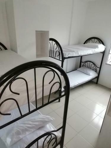 Bed & Breakfast Two-hearts Dormitory