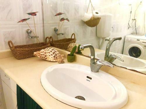 Apartment In The Most Fun Location In Jerusalem!