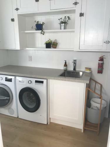 Wharf Cottage (tairua)