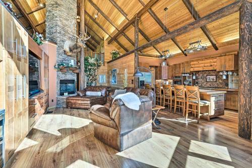 Luxe Prescott Natl Forest Home With Huge Deck