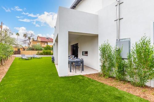 33rd Modern Phoenix Home